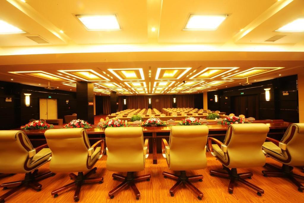 Xiongzhao Grand Hotel Weishan Дали Экстерьер фото