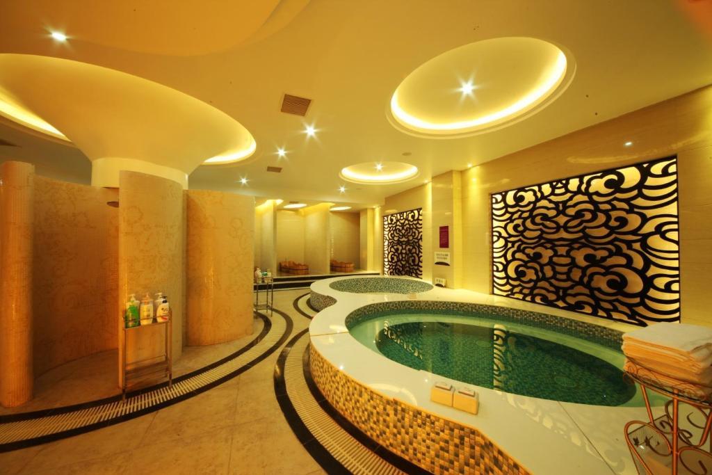 Xiongzhao Grand Hotel Weishan Дали Экстерьер фото